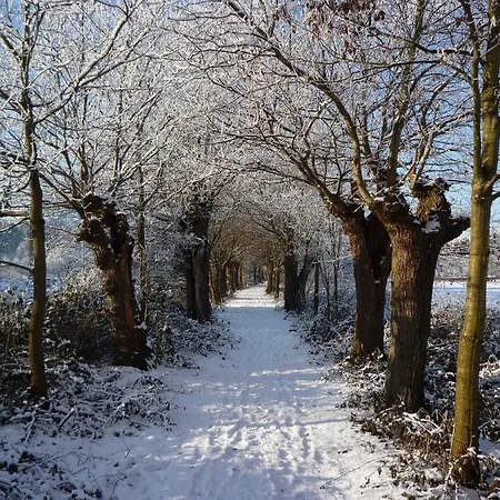 מלון Restaurant Kloppendiek 3*